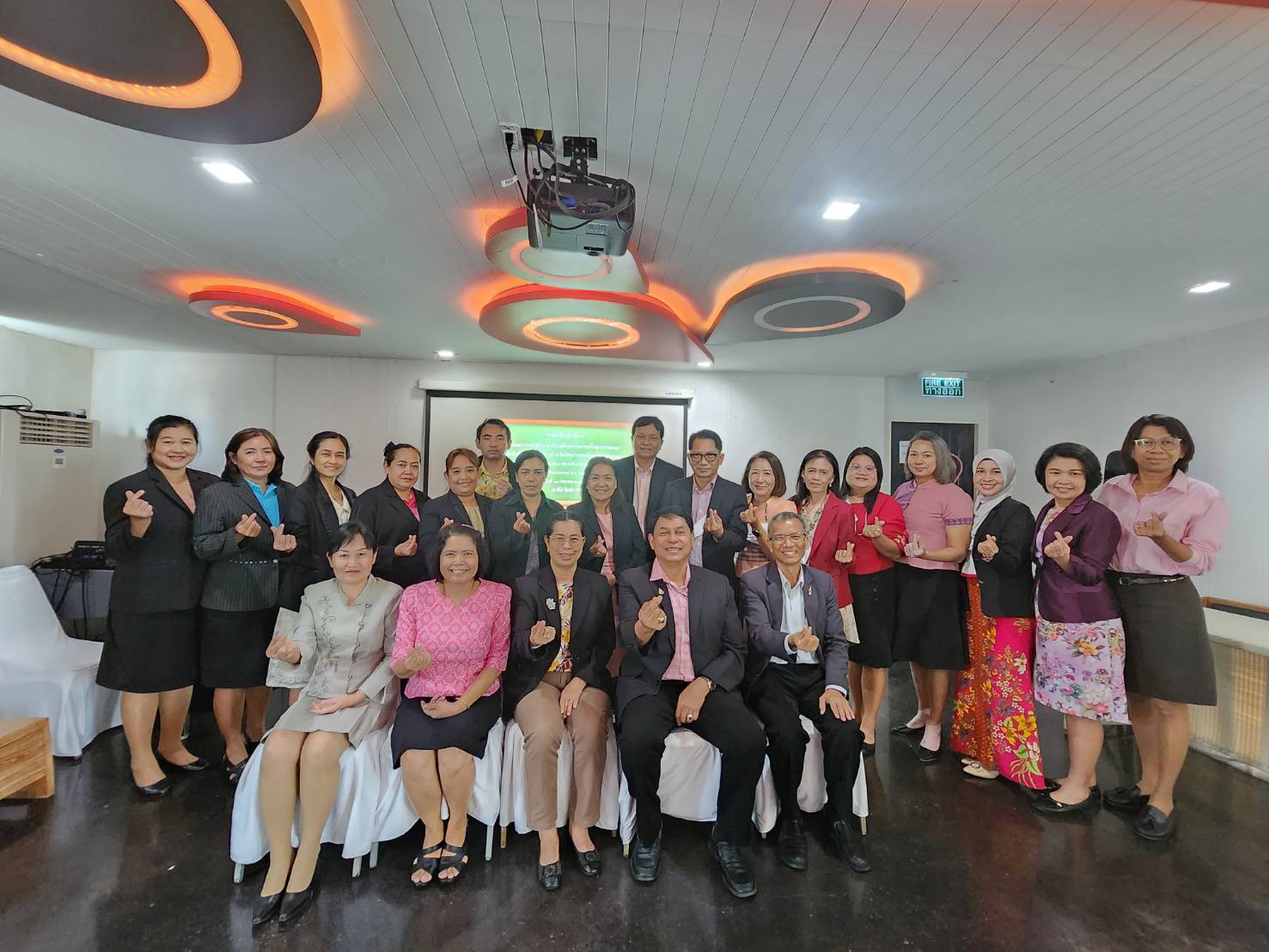 160730 0 สำน กงานศ กษาธ การจ งหว ดเพชรบ ร