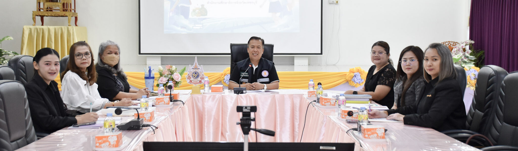 ประชุมคณะกรรมการตรวจติดตามการดำเนินงาน และการใช้จ่ายเงินอุดหนุนของโรงเรียนเอกชน ประจำปี พ.ศ. ๒๕๖๙ ครั้งที่ ๑/๒๕๖๙