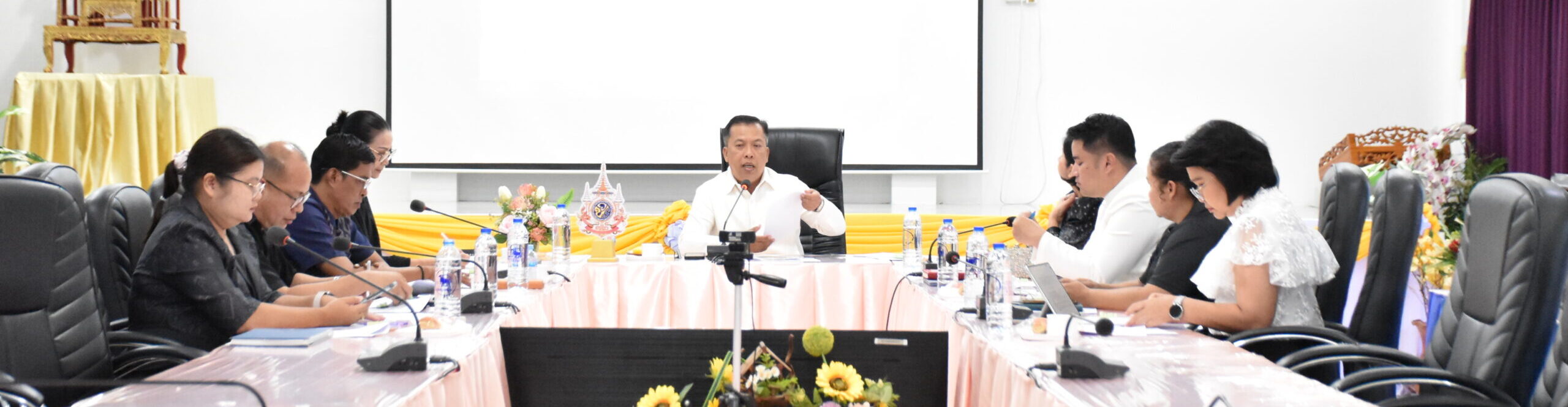 จัดประชุมผู้อำนวยการกลุ่ม  ในสำนักงานศึกษาธิการจังหวัดเพชรบุรี ครั้งที่ 5/2569