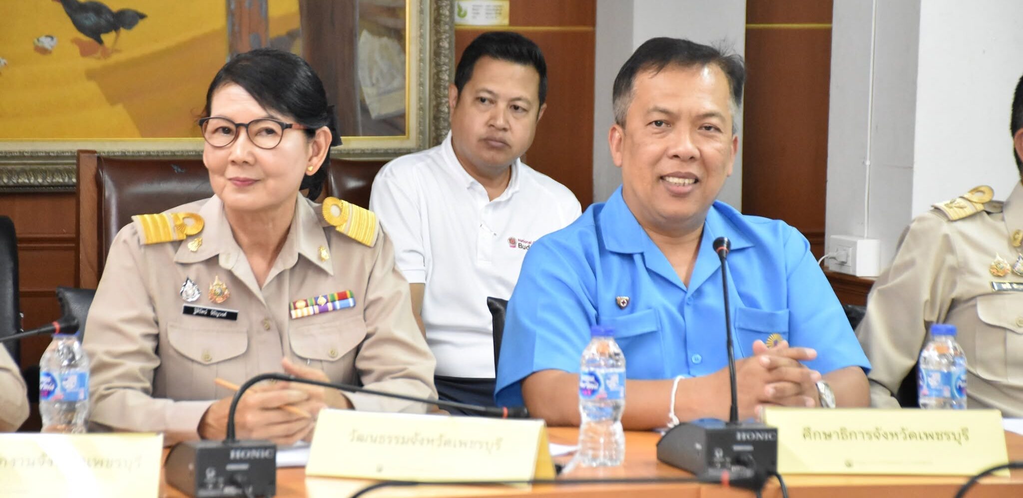 ร่วมบูรณาการเตรียมความพร้อมพิธีถวายดอกไม้จันทน์  เปิดโอกาสประชาชนมีส่วนร่วม