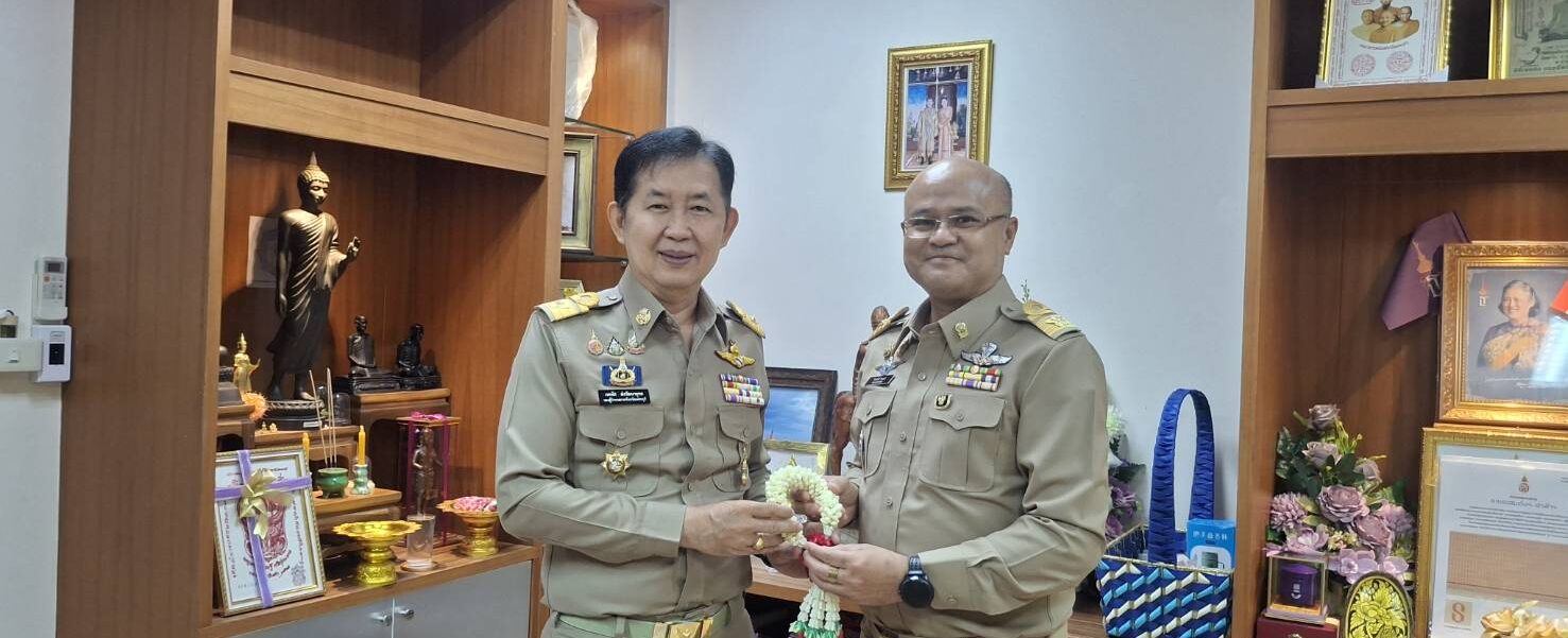 เข้าพบผู้ว่าราชการจังหวัดและรองผู้ว่าราชการจังหวัด เนื่องในโอกาสเข้ารับตำแหน่งศึกษาธิการจังหวัดเพชรบุรี