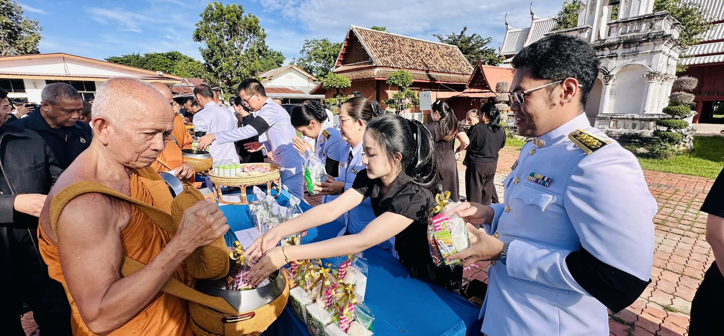 ร่วมพิธีบำเพ็ญกุศลสัตตมวาร  อุทิศถวายเป็นพระกุศลแด่เจ้าฟ้าพัชรกิติยาภาฯ